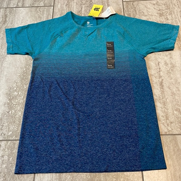 All in Motion Raglan Short Sleeve Ombre Blue Green Shirt size L Boys (10-12) - Picture 1 of 4